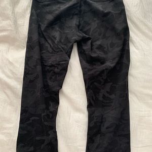 Lululemon align crop legging black camo